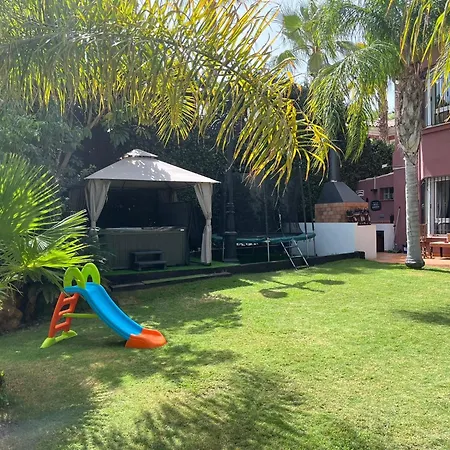 10 Bedroom 5 Star Luxury & Heated Pool For 5 To 28 Guests Near Alicante *